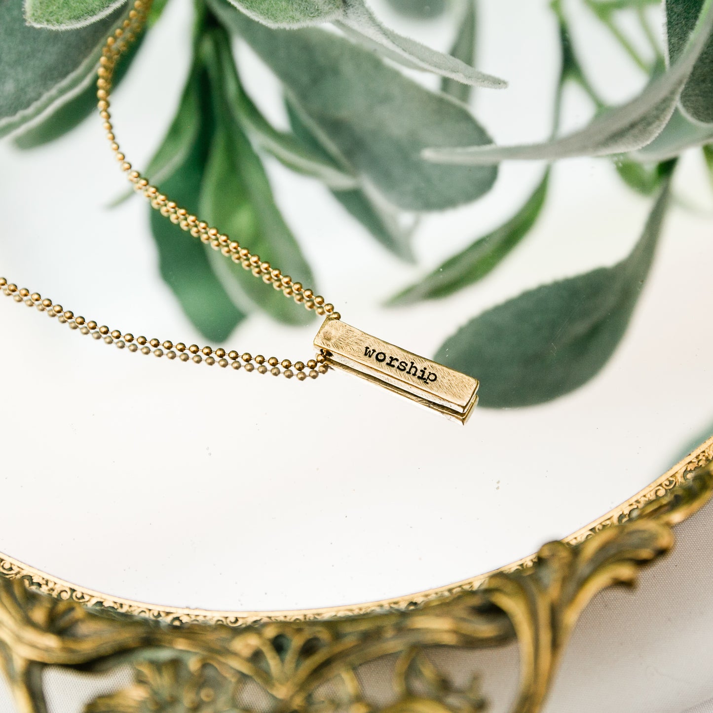 Heaven Inspired Cornerstone Necklace Unisex - Gold